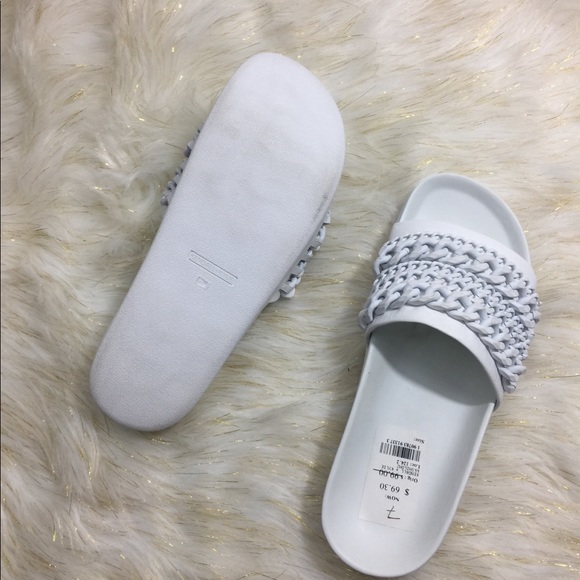 Kendall+Kylie Women's Shiloh Slide in White - Picture 4 of 8